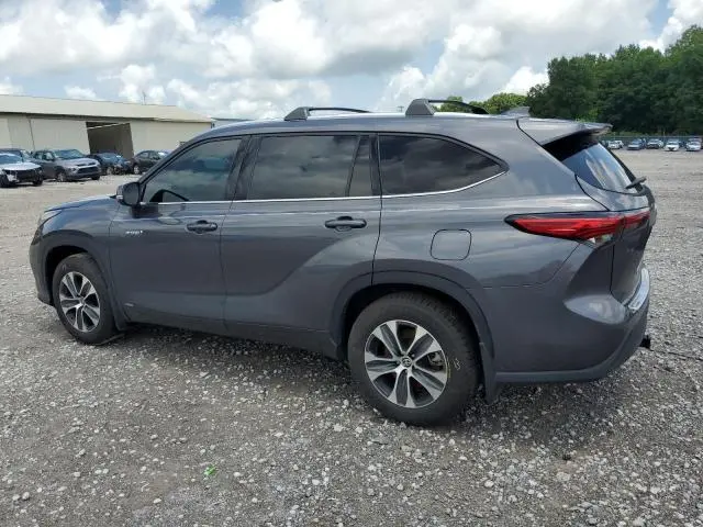 2021 TOYOTA HIGHLANDER HYBRID XLE  