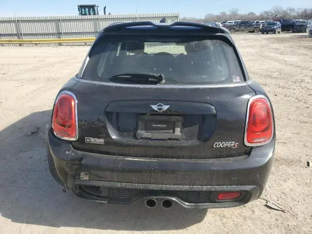 2017 MINI COOPER S  