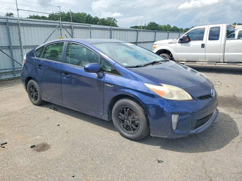2012 TOYOTA PRIUS TWO  