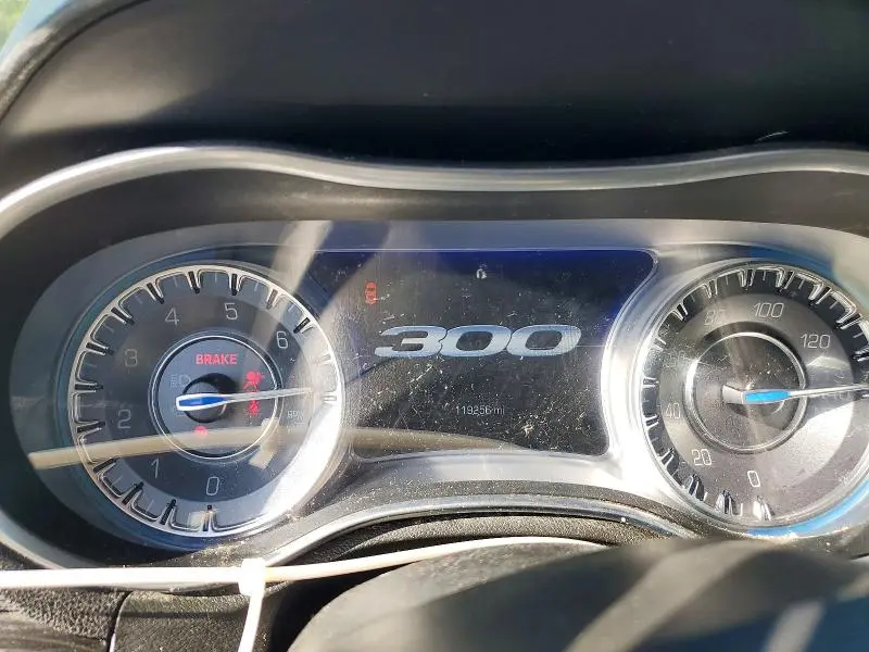 2017 CHRYSLER 300 LIMITED  