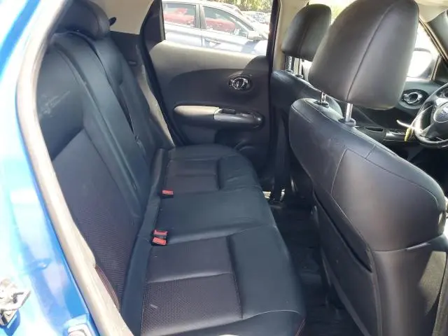 2011 NISSAN JUKE S