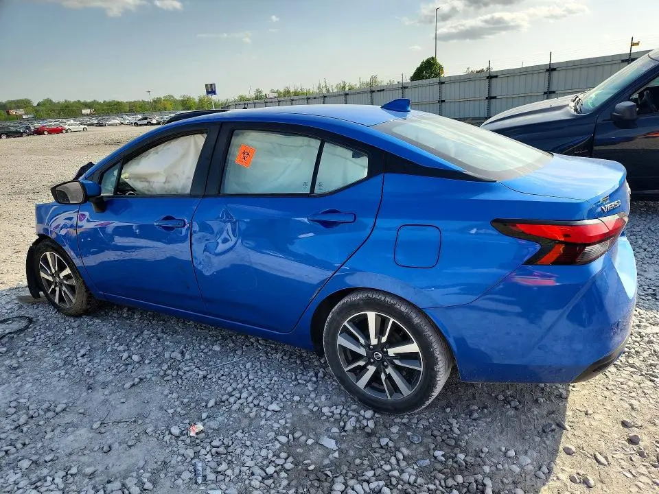 2021 NISSAN VERSA SV  