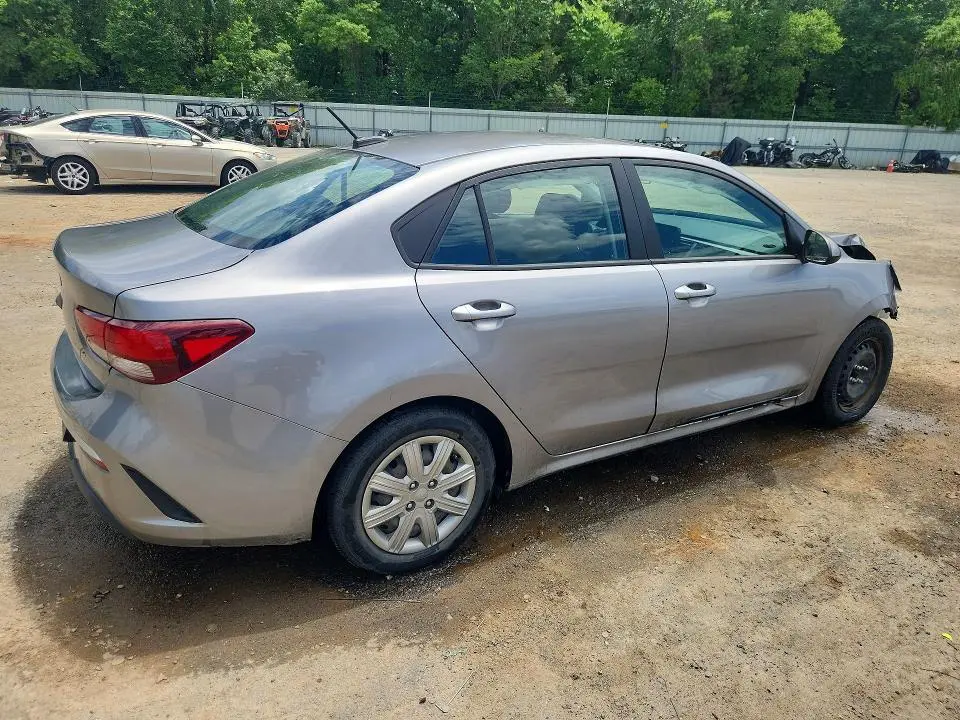 2022 KIA RIO S  