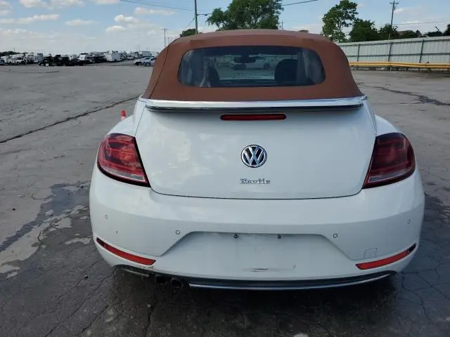 2019 VOLKSWAGEN BEETLE S  