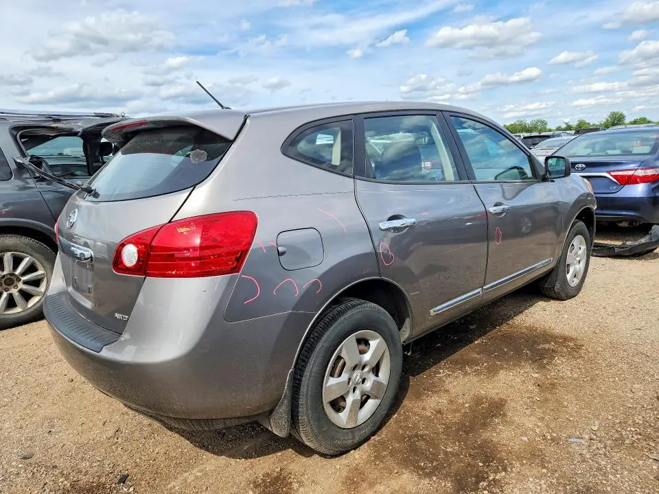 2013 NISSAN ROGUE S  