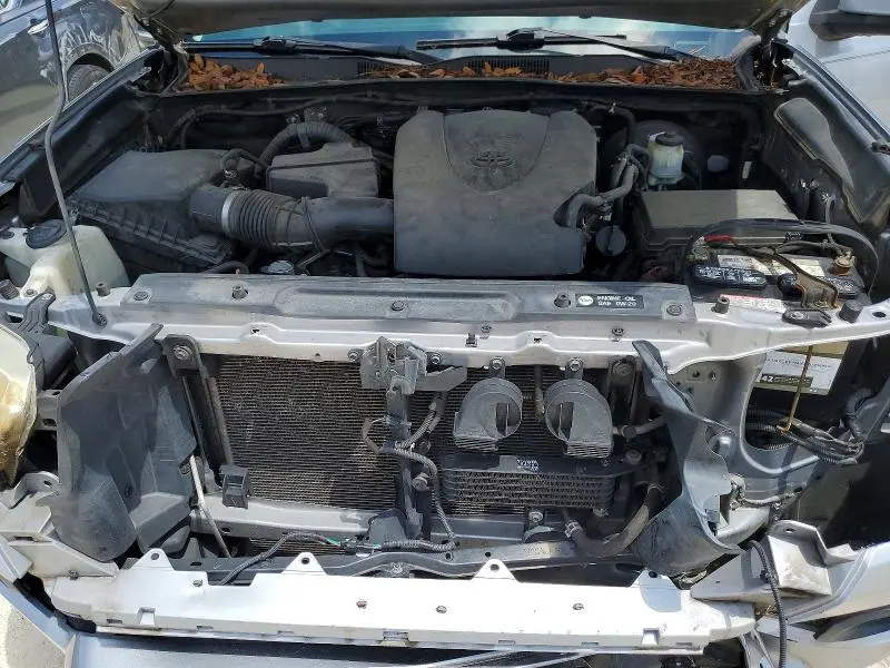 2017 TOYOTA TACOMA SR5 V6  