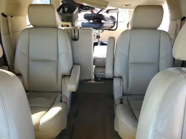 2012 CHEVROLET SUBURBAN C1500 LTZ  