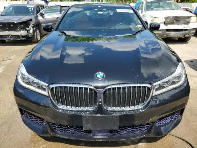 2018 BMW 750 XI  