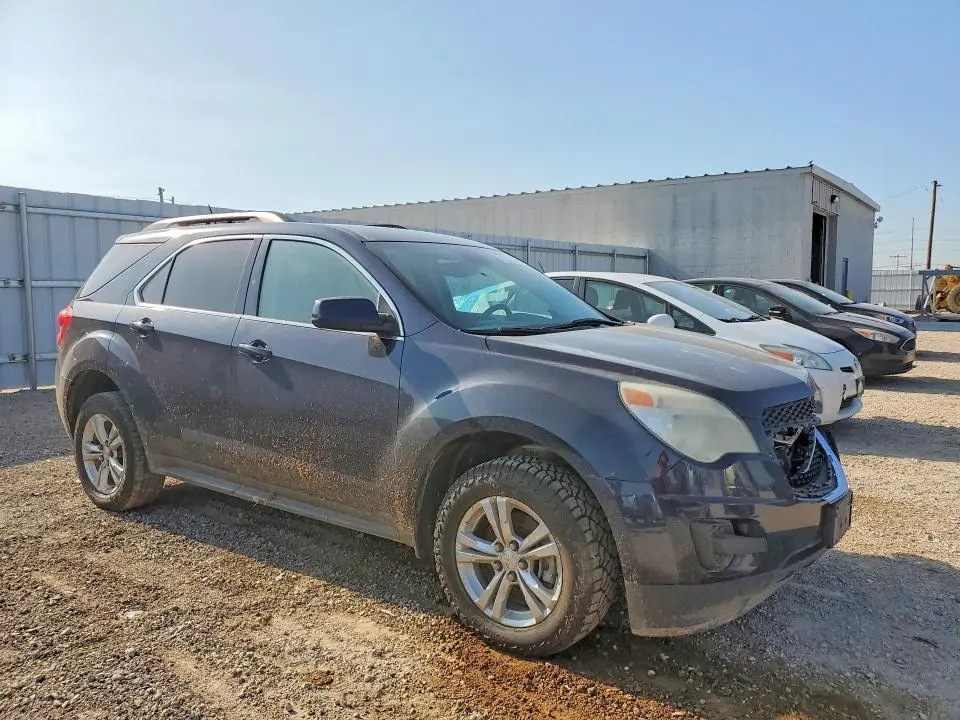 2015 CHEVROLET EQUINOX LT  