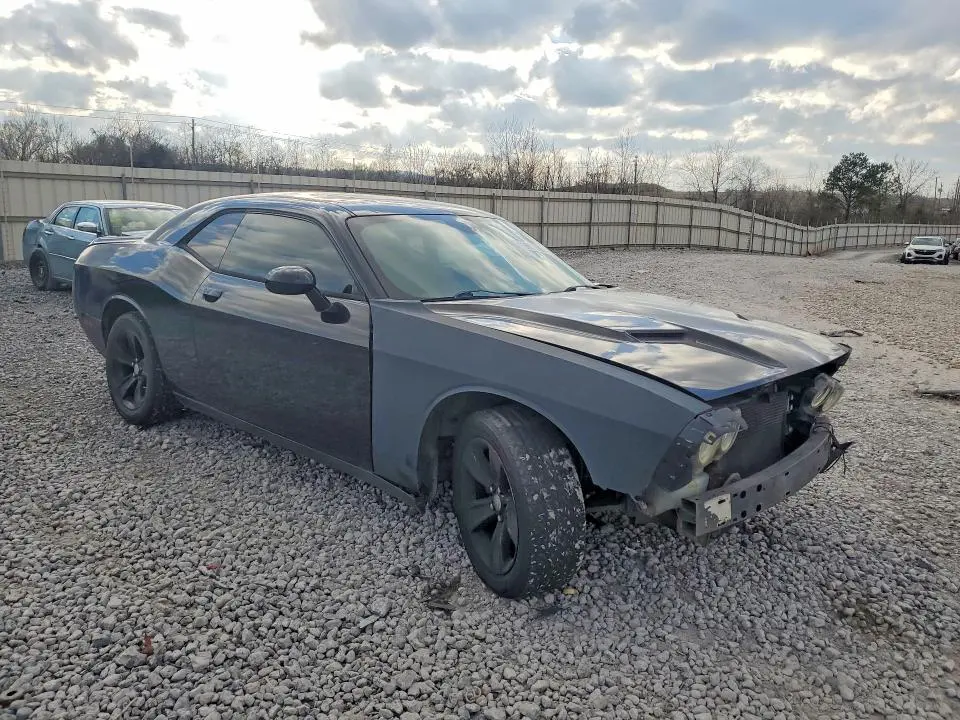 2015 DODGE CHALLENGER SXT  