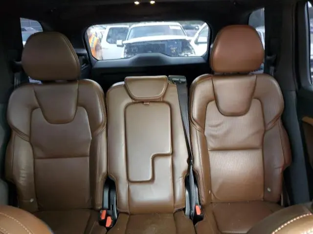 2018 VOLVO XC90 T6  
