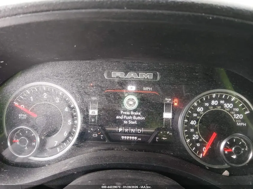 2022 RAM 1500 BIG HORN  4X4 6'4 BOX