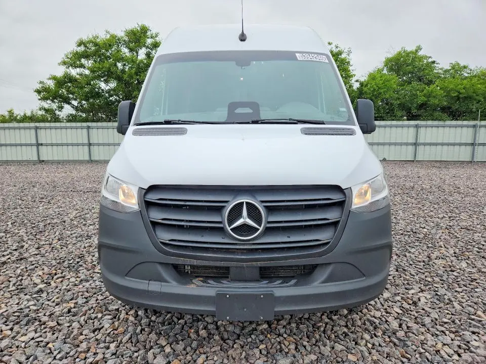 2025 MERCEDES-BENZ SPRINTER 2500  