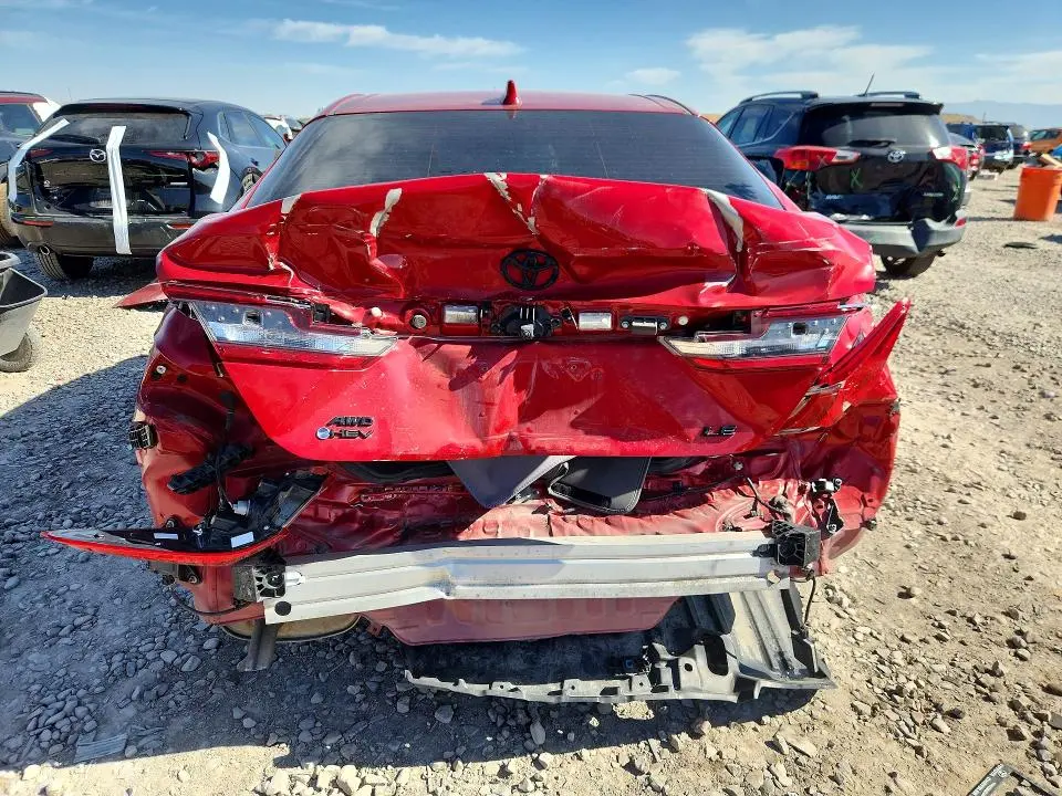2025 TOYOTA CAMRY LE  