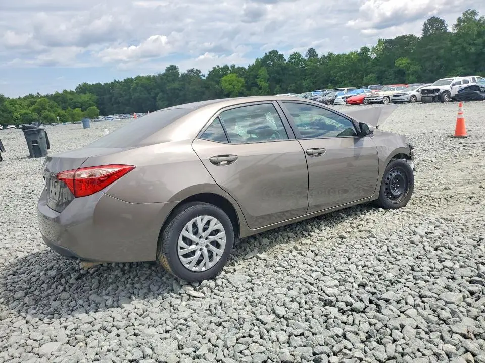 2019 TOYOTA COROLLA LE  