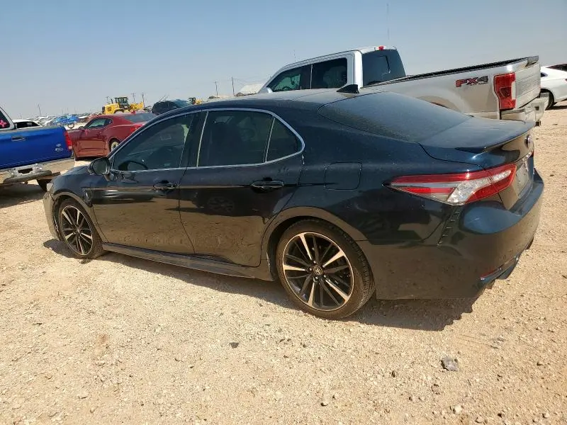 2019 TOYOTA CAMRY XSE  