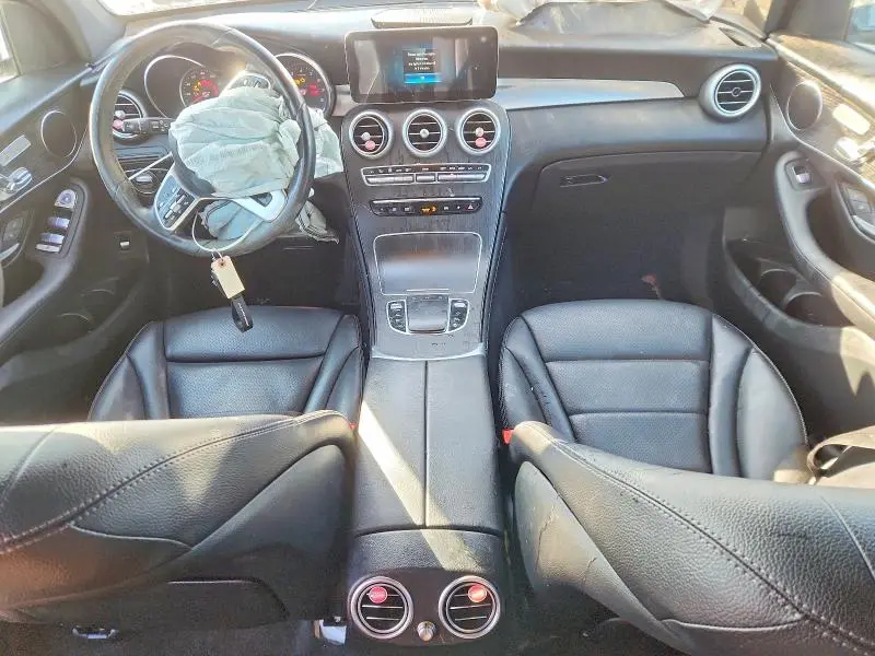 2021 MERCEDES-BENZ GLC 300 4MATIC  