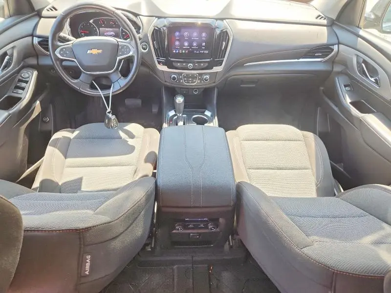 2020 CHEVROLET TRAVERSE LT  