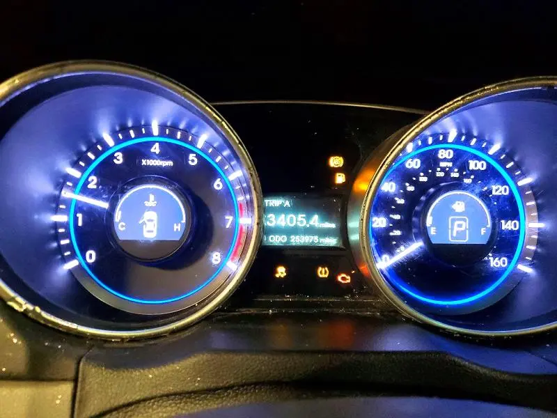 2011 HYUNDAI SONATA GLS  