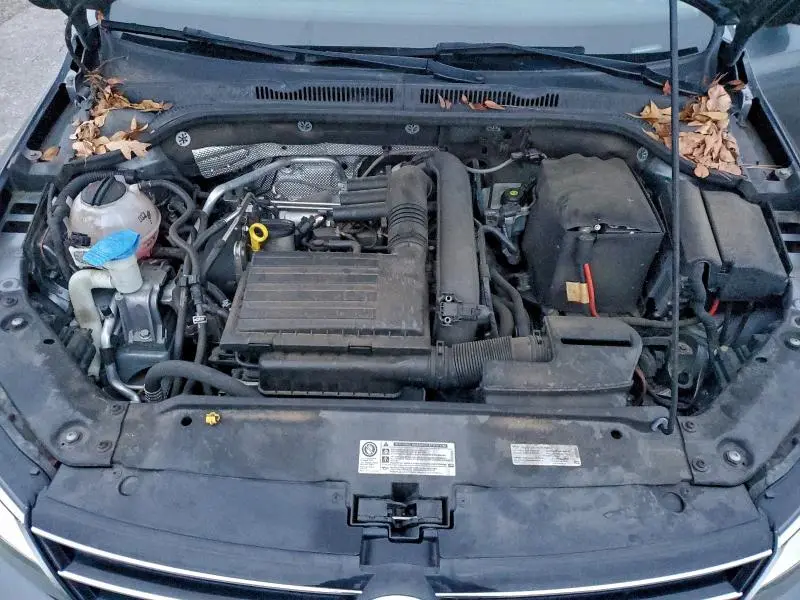 2017 VOLKSWAGEN JETTA SE  