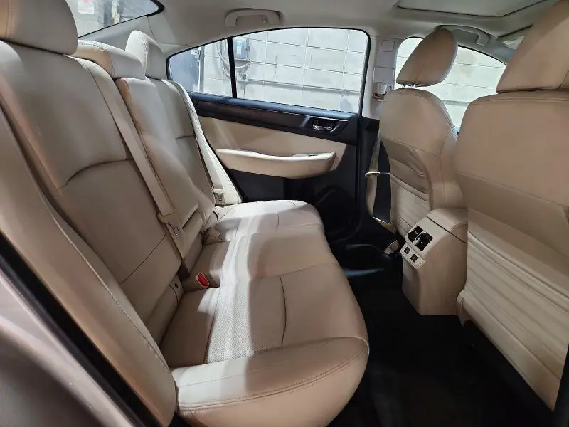 2015 SUBARU LEGACY 3.6R LIMITED  