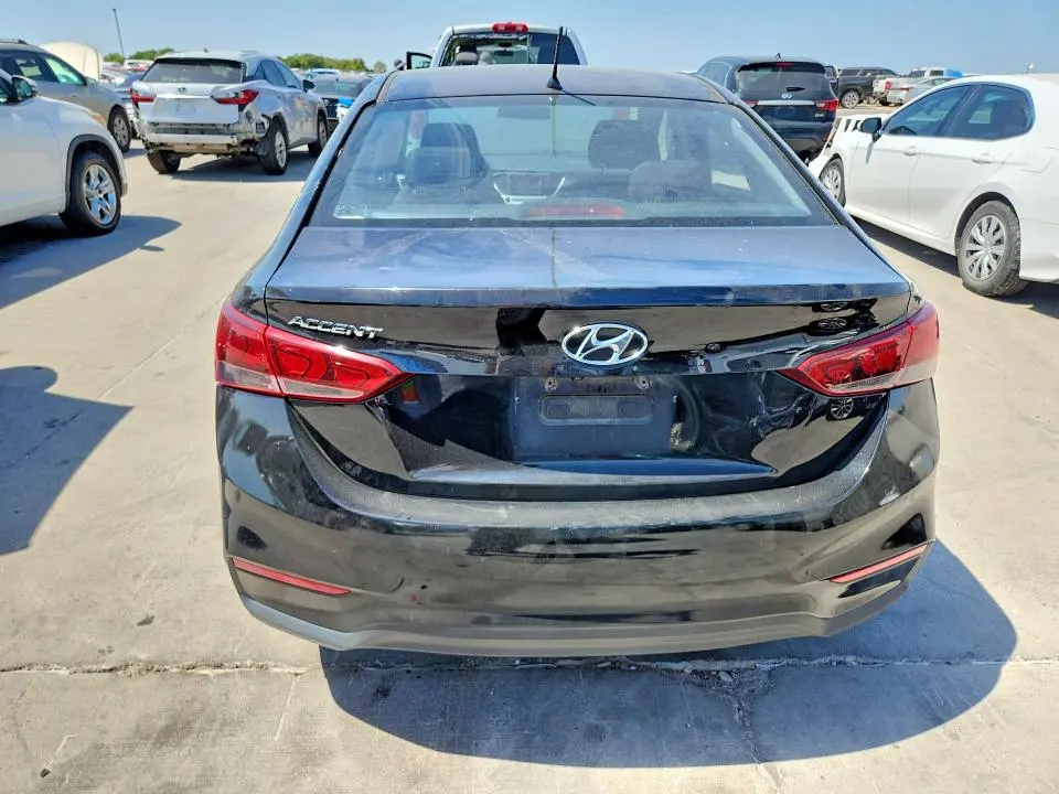 2018 HYUNDAI ACCENT SE  