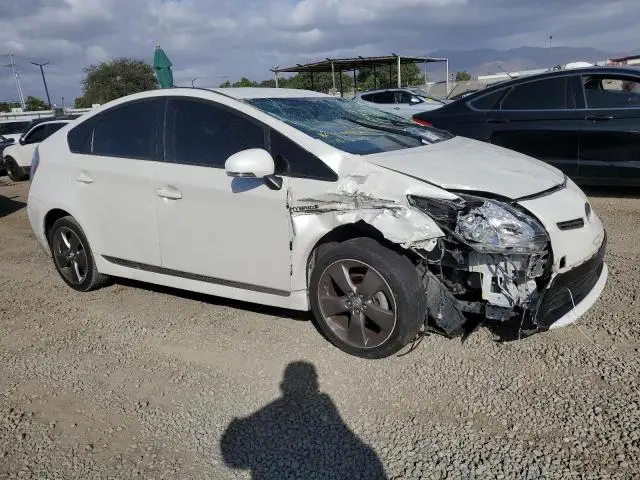 2015 TOYOTA PRIUS   