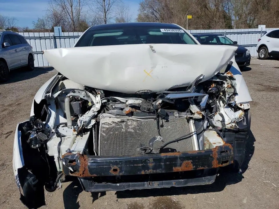 2014 TOYOTA VENZA LE  