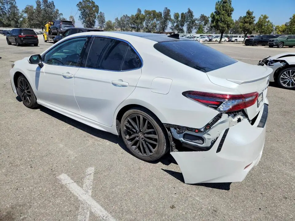 2021 TOYOTA CAMRY XSE  