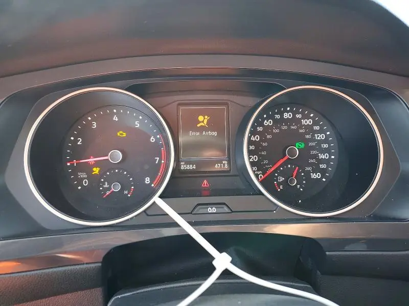 2019 VOLKSWAGEN TIGUAN SE  