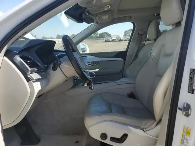 2016 VOLVO XC90 T6  