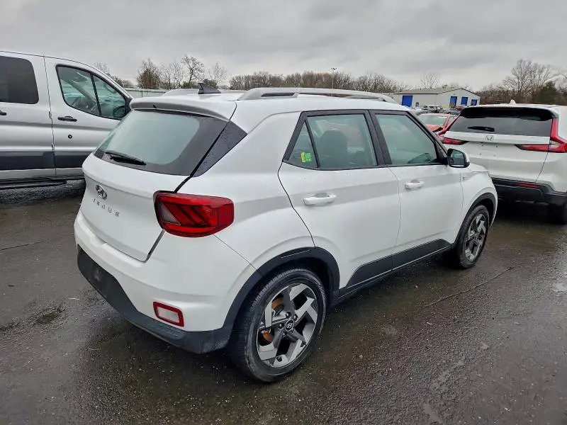 2022 HYUNDAI VENUE SEL  