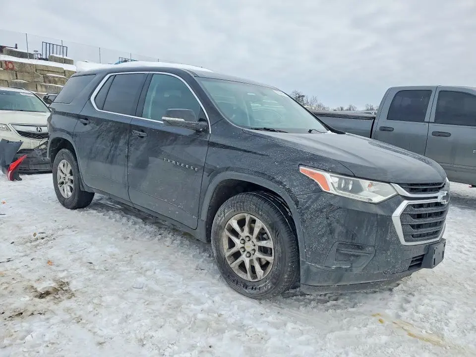 2019 CHEVROLET TRAVERSE LS  