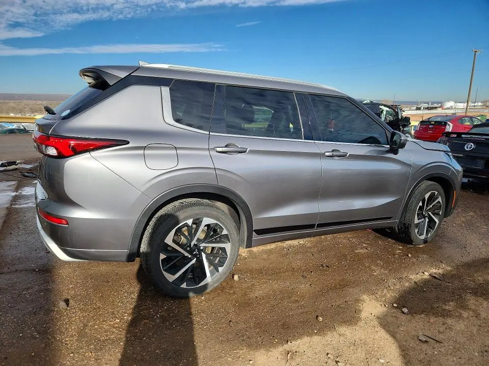 2022 MITSUBISHI OUTLANDER SEL  