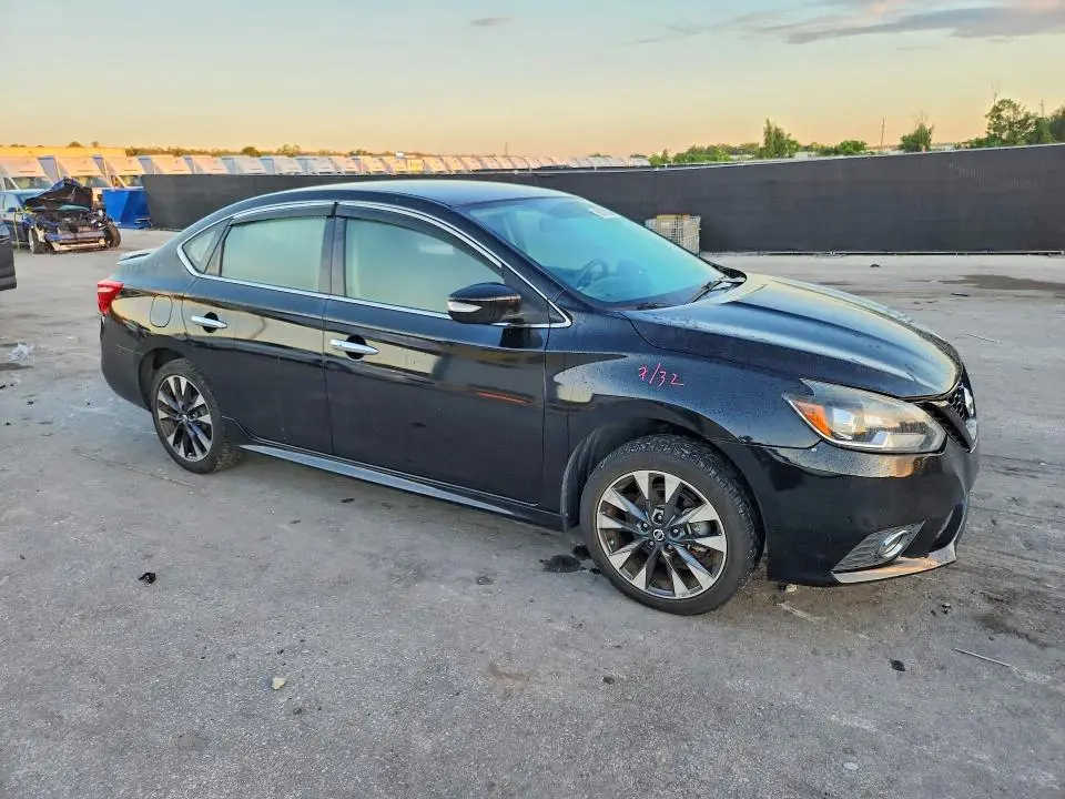 2017 NISSAN SENTRA SR  