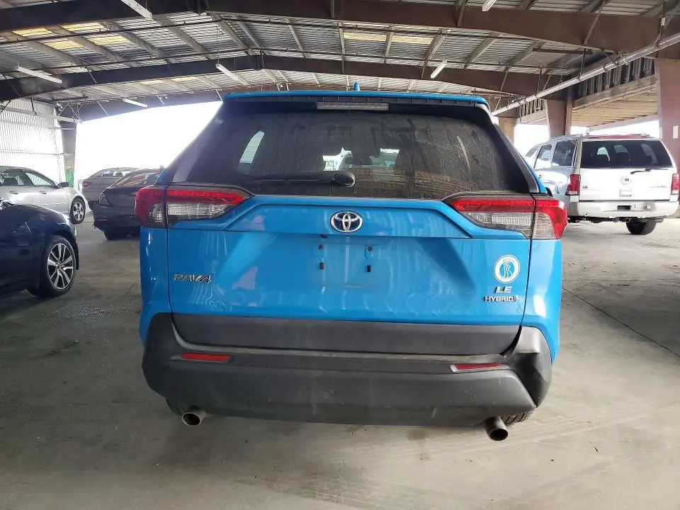 2019 TOYOTA RAV4 LE  