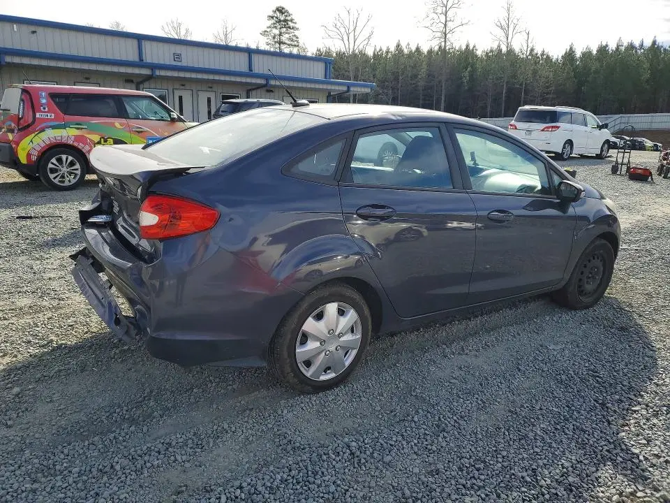 2013 FORD FIESTA SE  
