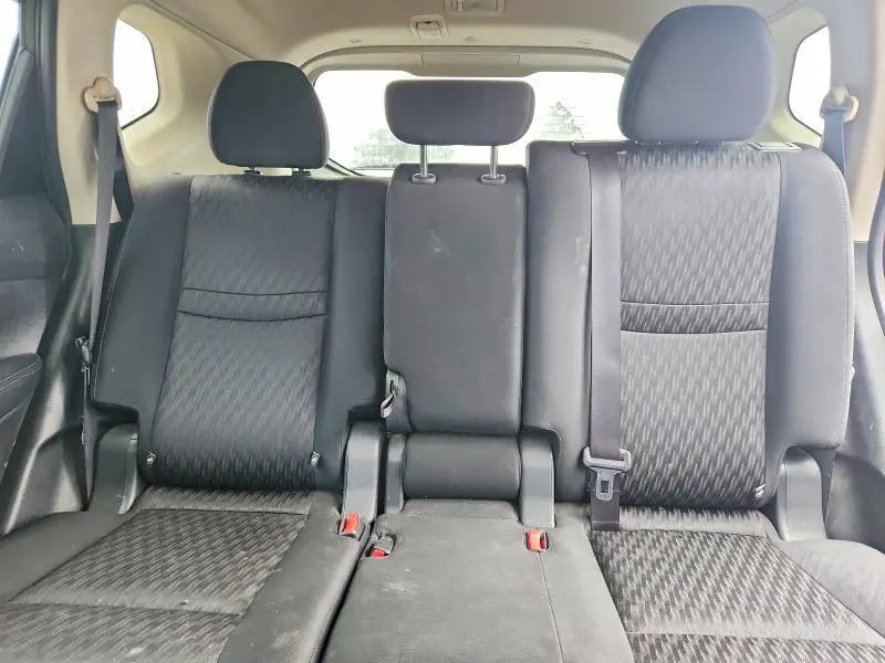 2017 NISSAN ROGUE SV  