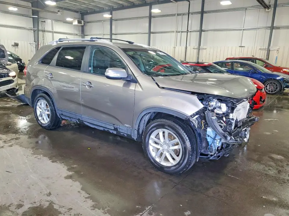 2015 KIA SORENTO LX  