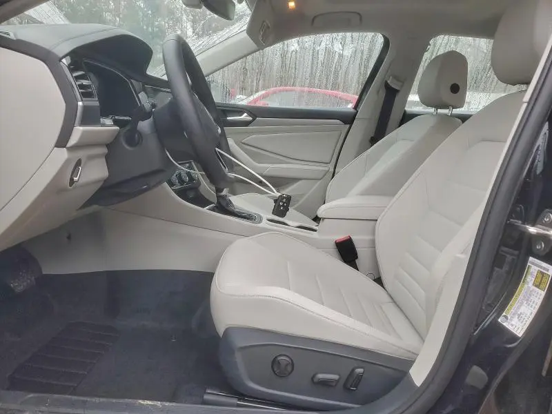 2024 VOLKSWAGEN JETTA SE  