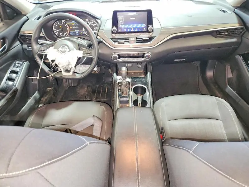 2023 NISSAN ALTIMA SV  