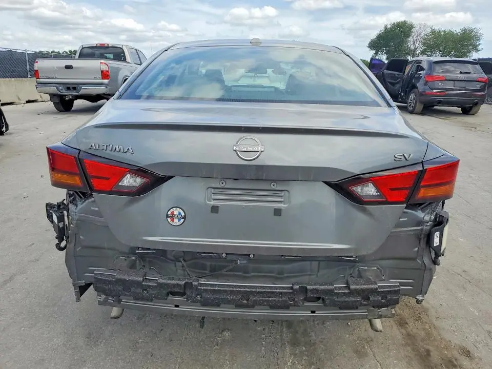 2023 NISSAN ALTIMA SV  