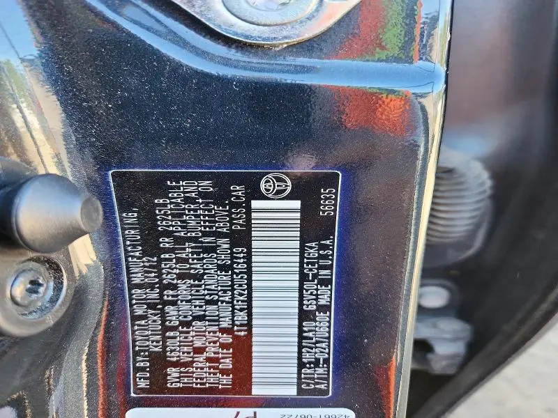 2012 TOYOTA CAMRY XLE V6  