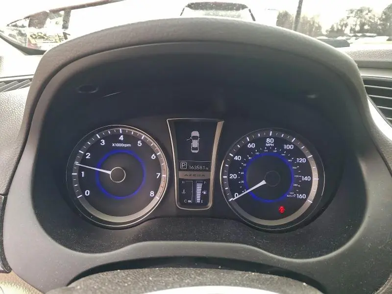 2013 HYUNDAI AZERA GLS  