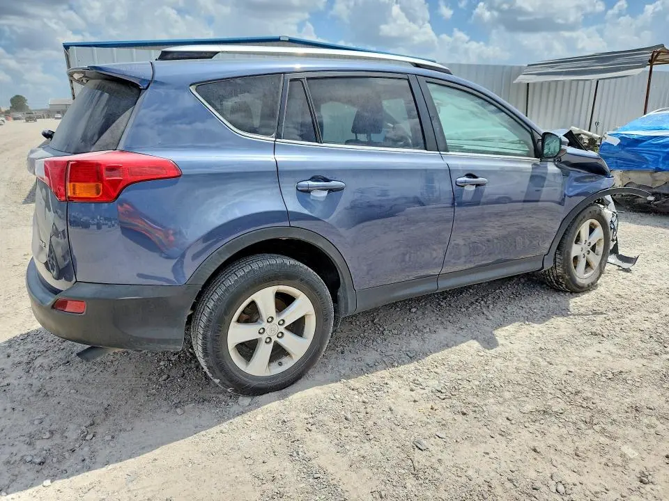 2014 TOYOTA RAV4 XLE  