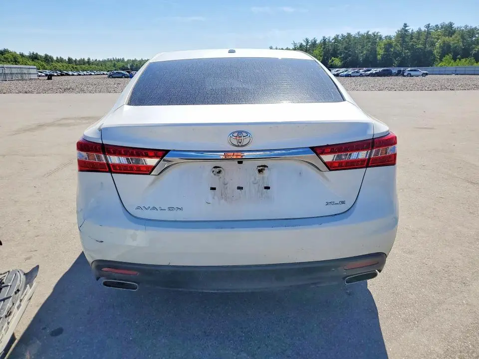 2015 TOYOTA AVALON XLE  