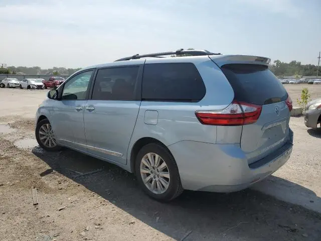 2016 TOYOTA SIENNA XLE  