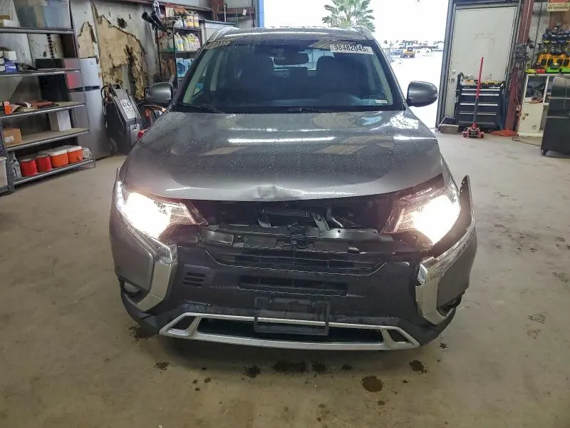 2020 MITSUBISHI OUTLANDER SE  