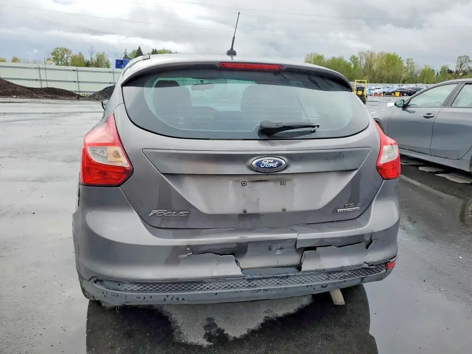 2013 FORD FOCUS SE  