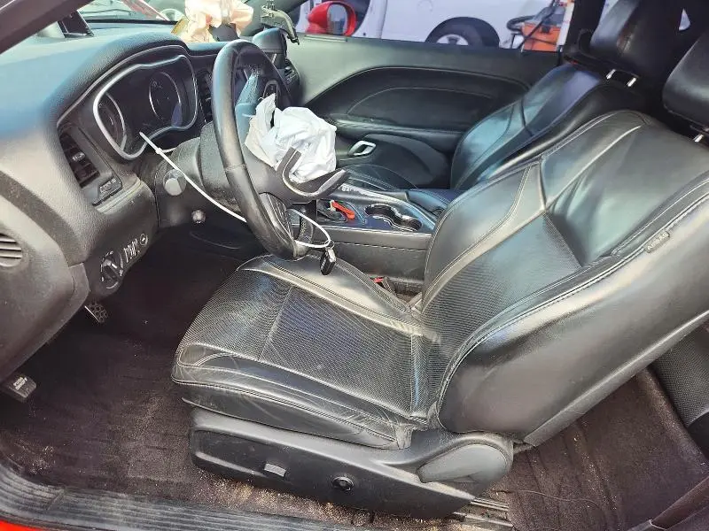 2016 DODGE CHALLENGER SXT  